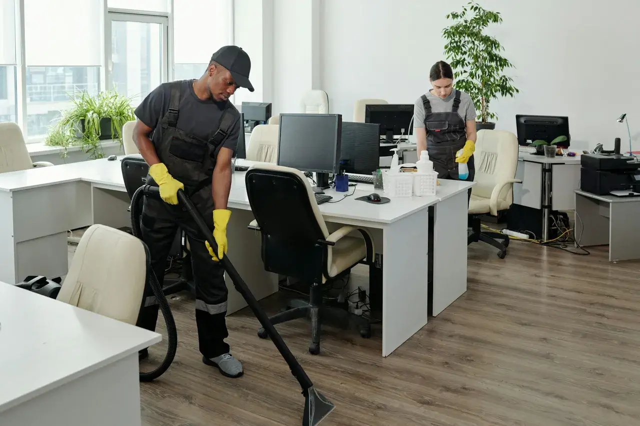 Commercial Space Cleaning Service