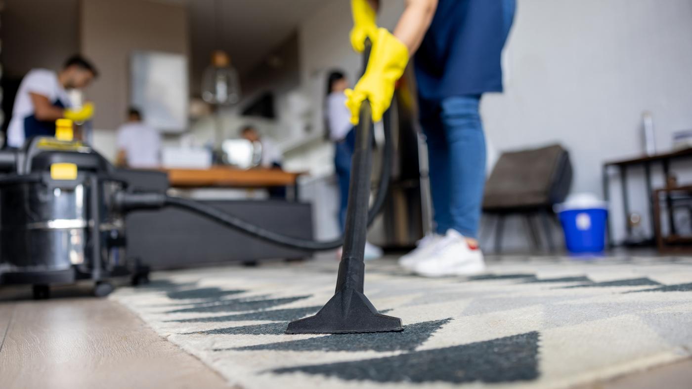 Carpet Deep Cleaning Service